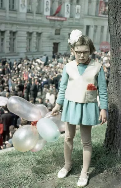 Смешная картинка №218539 Первомайская демострация, 1968 год, Львов