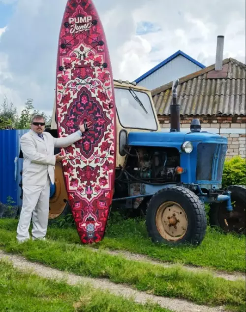 продолжение Тот самый эксклюзивный SUP-борд в деревне! 😂 - Хочу выразить благодарность своей подписчик, за такой хороший подарок. В