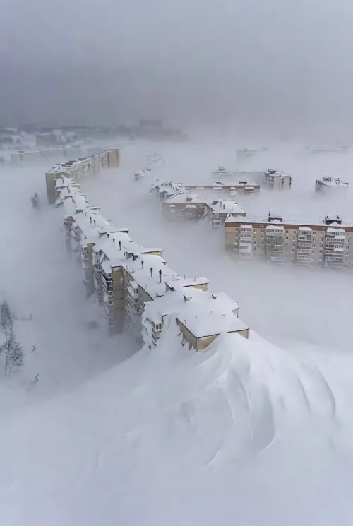 продолжение Смешная картинка №799958 Камчатка сегодня похожа на генерацию ИИ, вот только это не ИИ Камчатка