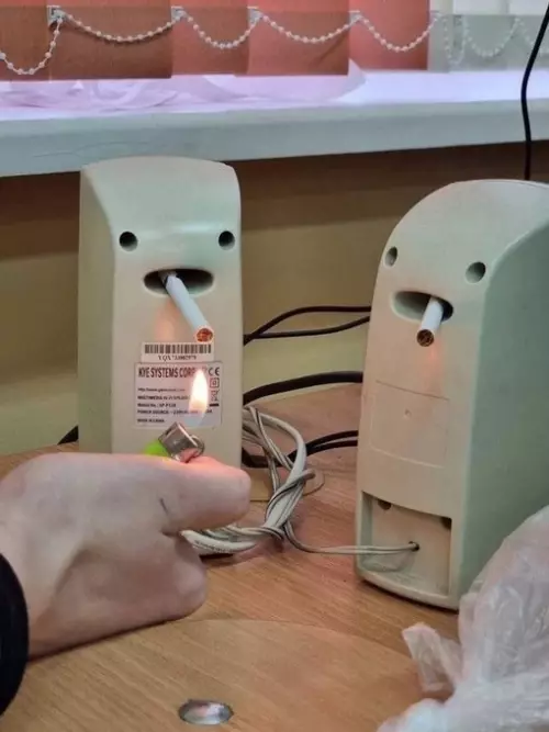 Смешная картинка №709562 Поговорим?