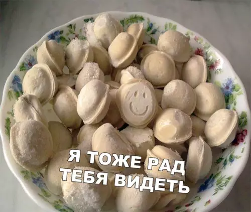 Смешная картинка №469765 Пельмешек рад тебя видеть, но не знает, что ты его съешь