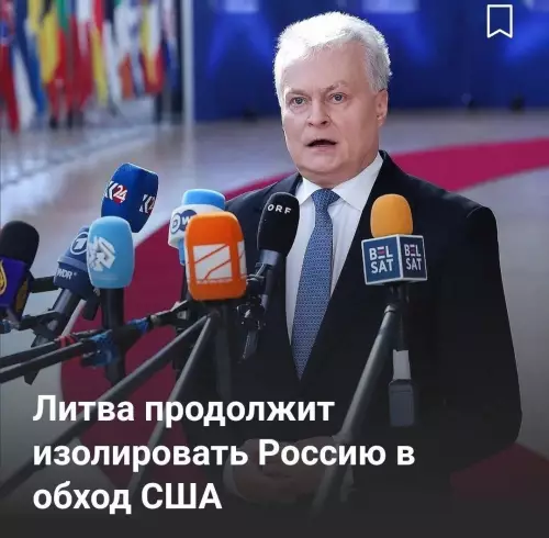 Смешная картинка №781350 Спасайся кто может