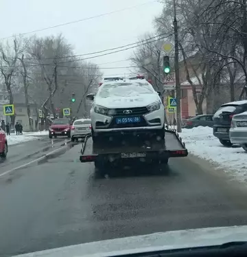 продолжение Смешная картинка №755556 Эвакуатор, который смог