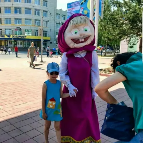 Смешная картинка №360152 После встречи с такой Машей можно начать водить ребёнка к психологу