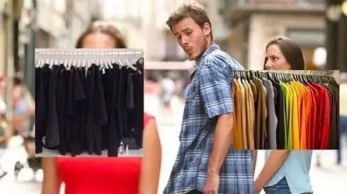 Твоя девушка и её гардероб 👗😂 - черные футболки vs разноцветные шмотки