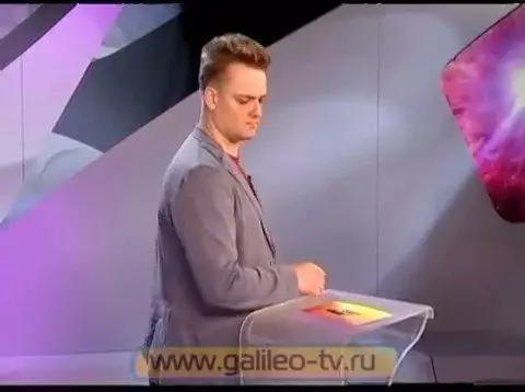 Смешная картинка №439874 Умели же раньше на ТВ передачи снимать.