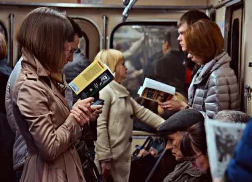 продолжение Смешная картинка №614812 Сегодня в метро был очень удивлён 